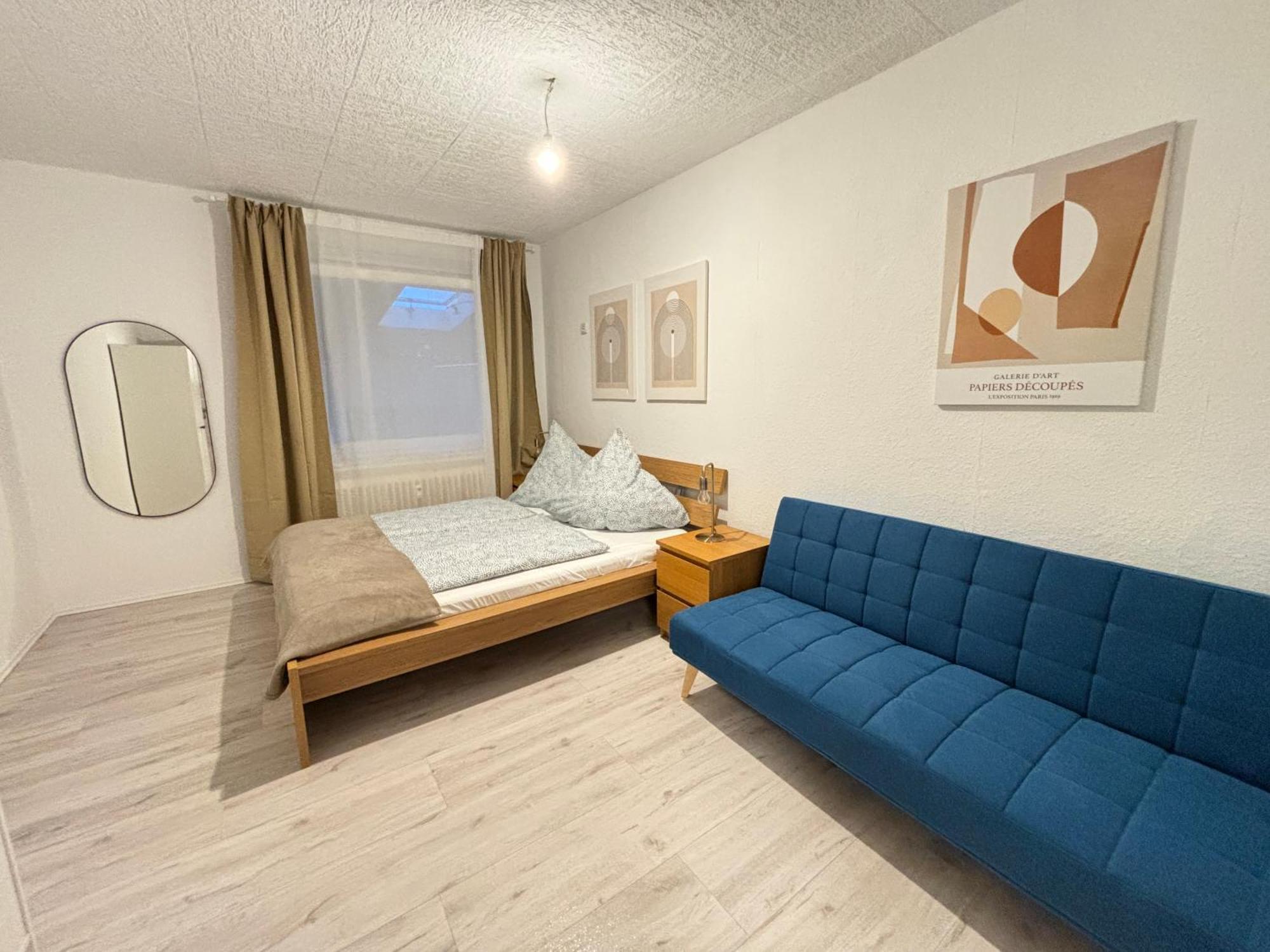 140Qm - 4 Zimmer- Parkplatz - Autobahn - Blauer See - Mallibase Apartments Garbsen Eksteriør billede